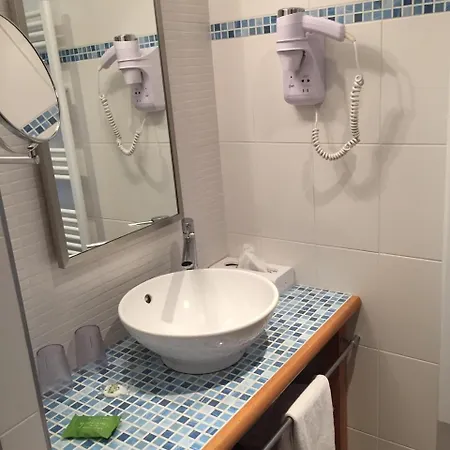 克洛伊克斯布兰奇酒店 3* Mont-Saint-Michel