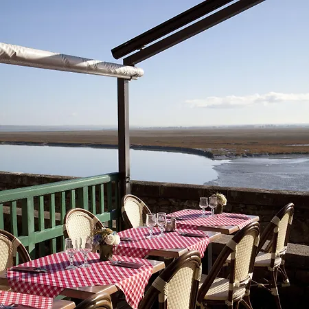 Hotel La Croix Blanche 3*