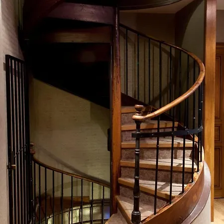 Hotel La Croix Blanche 3*