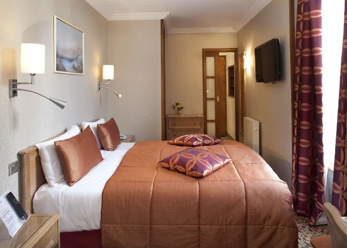 Hotel La Croix Blanche 3*